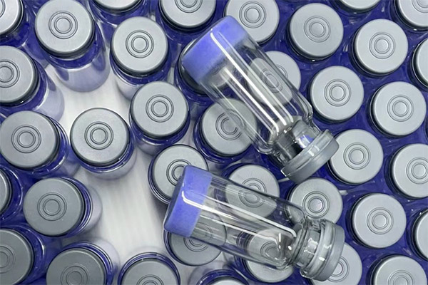 What synthesis approach should be taken for a toxicology (tox) and Phase I batch?